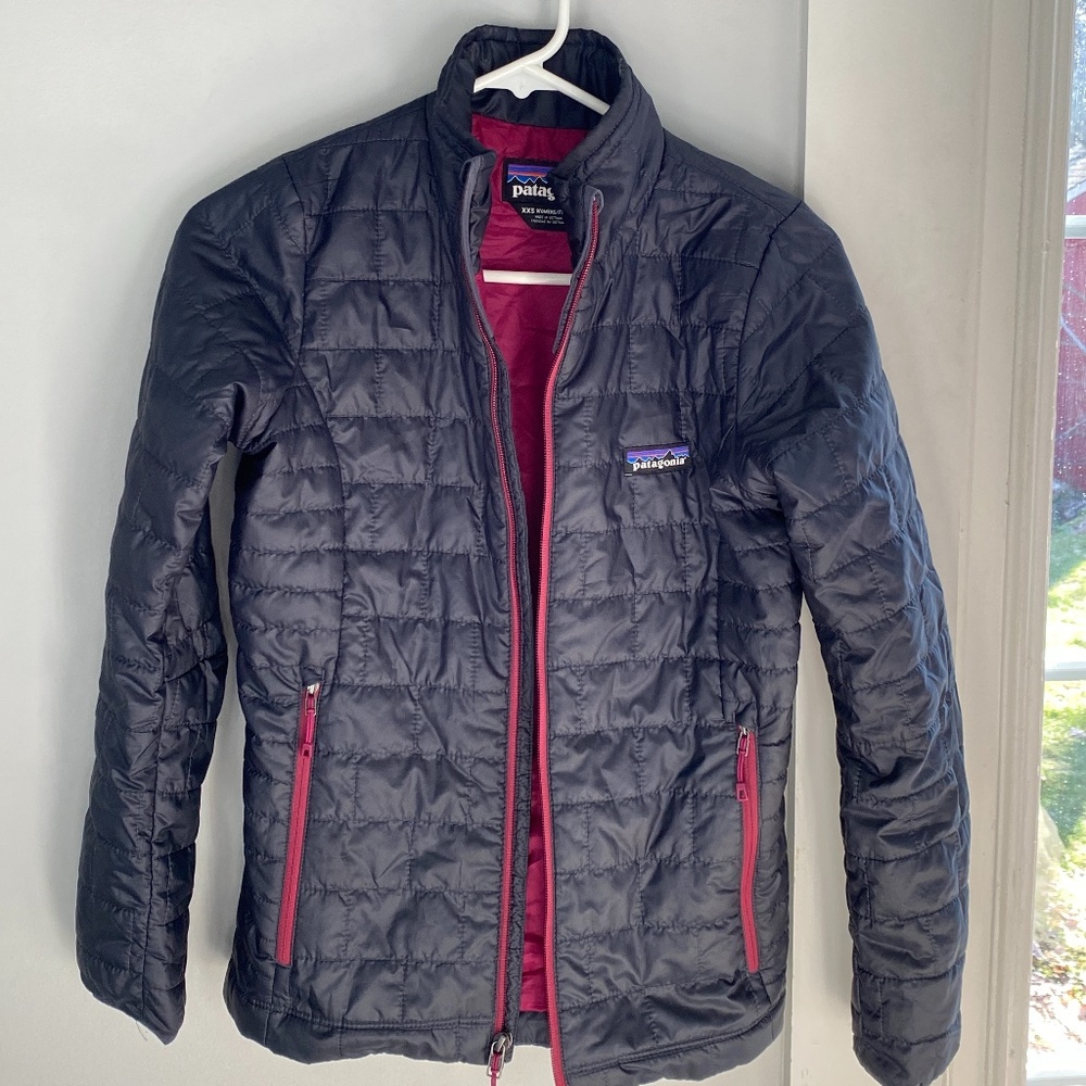 Womens Patagonia nano puff jacket